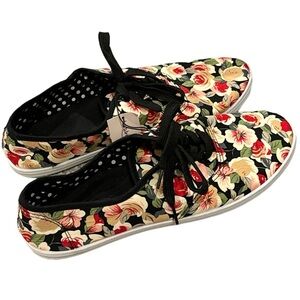 Bobbie Brooks floral canvas sneakers size 10 NWT